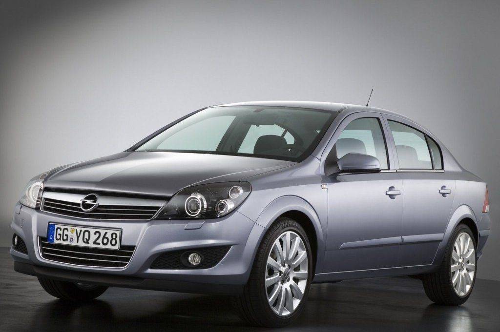 Opel Astra Family Sedan